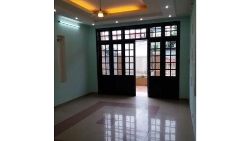 Nhà đường Dương Đình Nghệ, 3 phòng, tiện nghi ở hoặc mở văn phòng